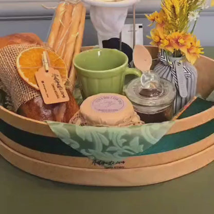 Cesta Café da Manhã - Bolo, Café e Flores